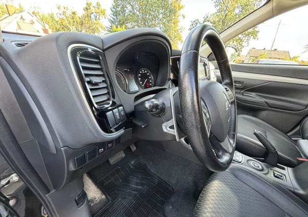 Mitsubishi Outlander cena 49990 przebieg: 285000, rok produkcji 2014 z Kisielice małe 631